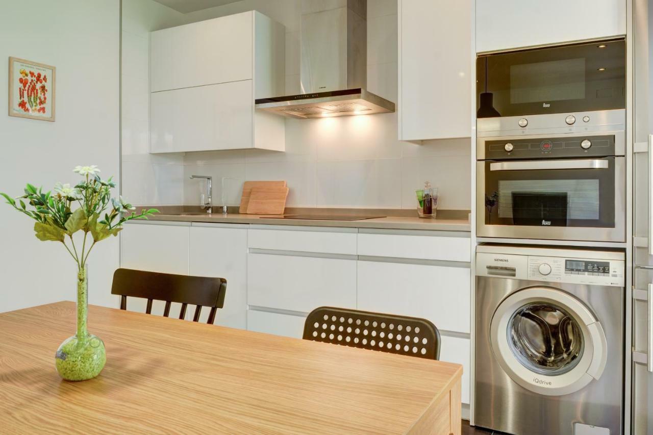 Apartamentos San Lazaro 2 سرقسطة المظهر الخارجي الصورة