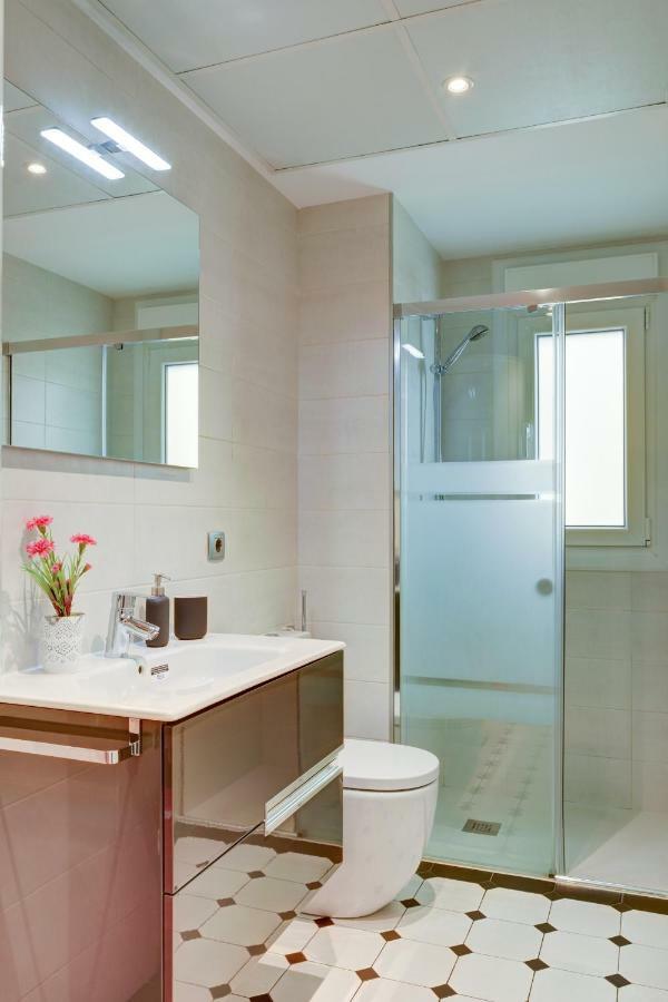 Apartamentos San Lazaro 2 سرقسطة المظهر الخارجي الصورة