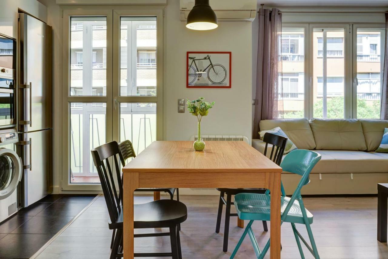 Apartamentos San Lazaro 2 سرقسطة المظهر الخارجي الصورة