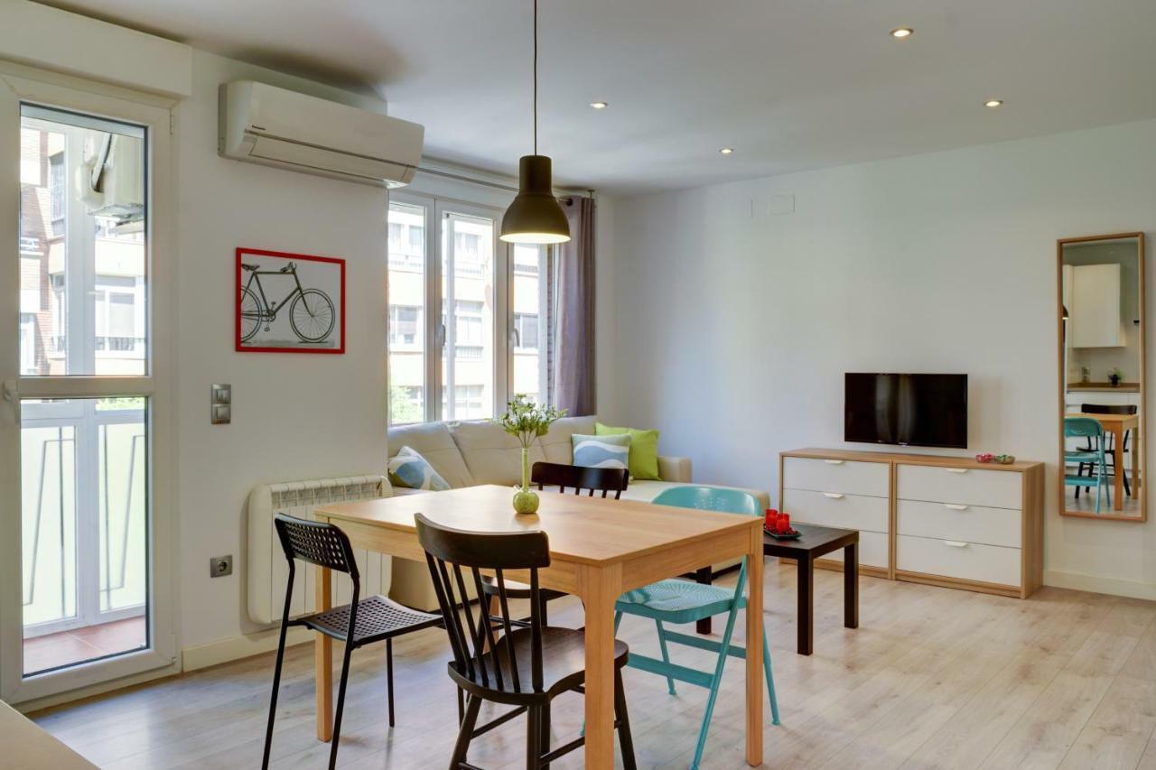 Apartamentos San Lazaro 2 سرقسطة المظهر الخارجي الصورة
