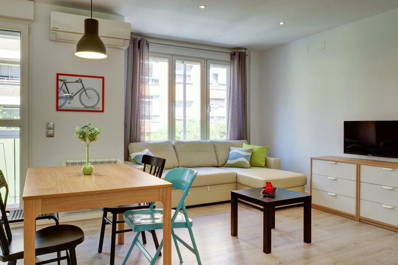 Apartamentos San Lazaro 2 سرقسطة المظهر الخارجي الصورة
